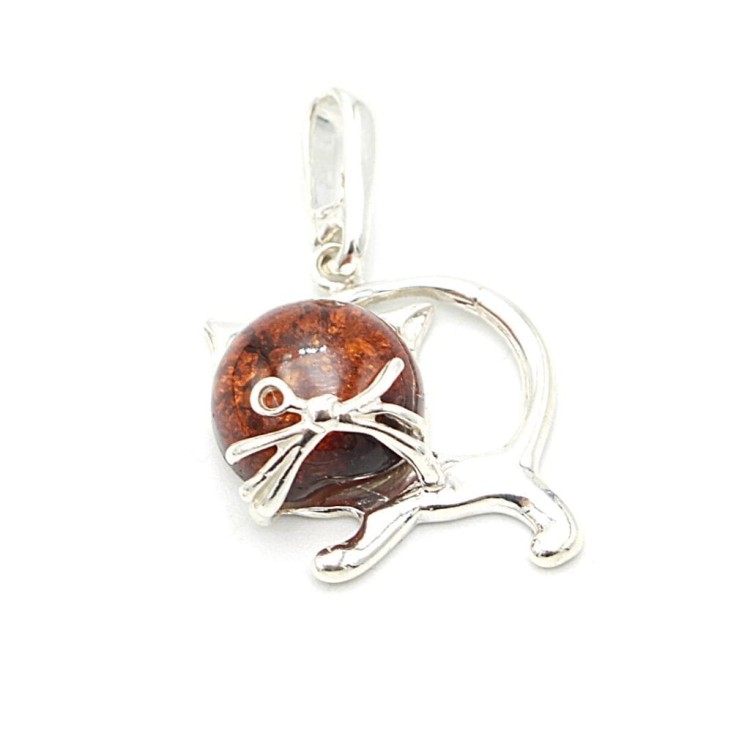 18661